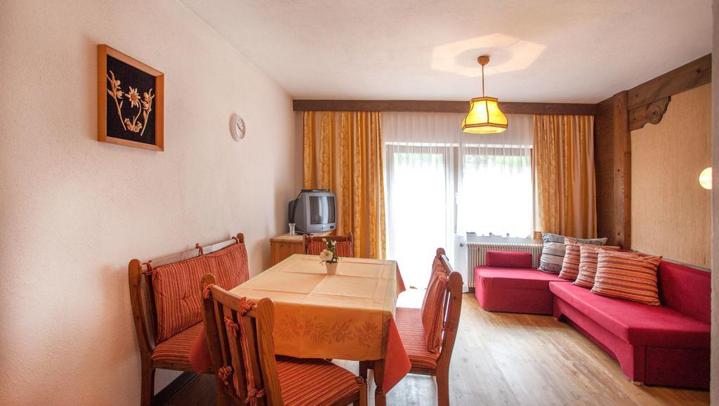 Apartamento Haus Weidmannsheil Längenfeld Exterior foto